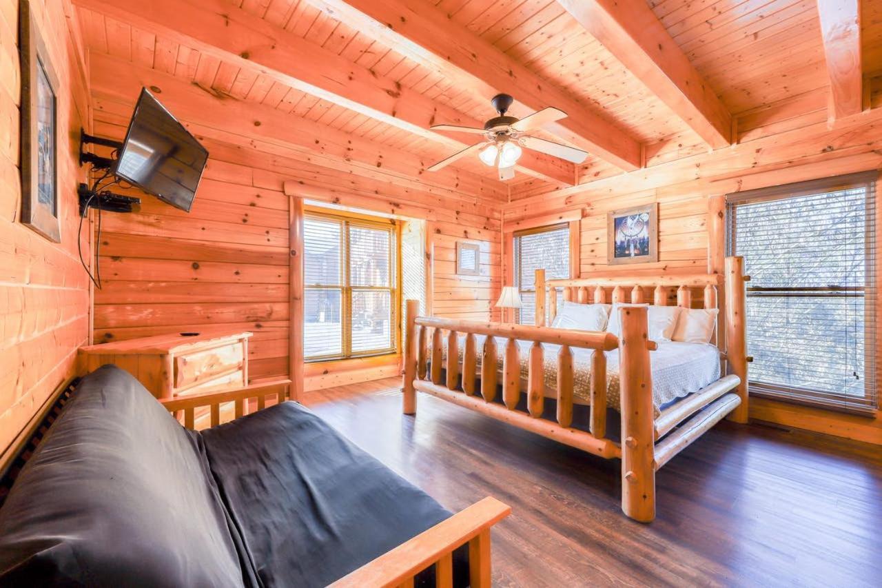 Black Bear Ridge Resort: Valhalla Manor By Dc Sevierville Bagian luar foto