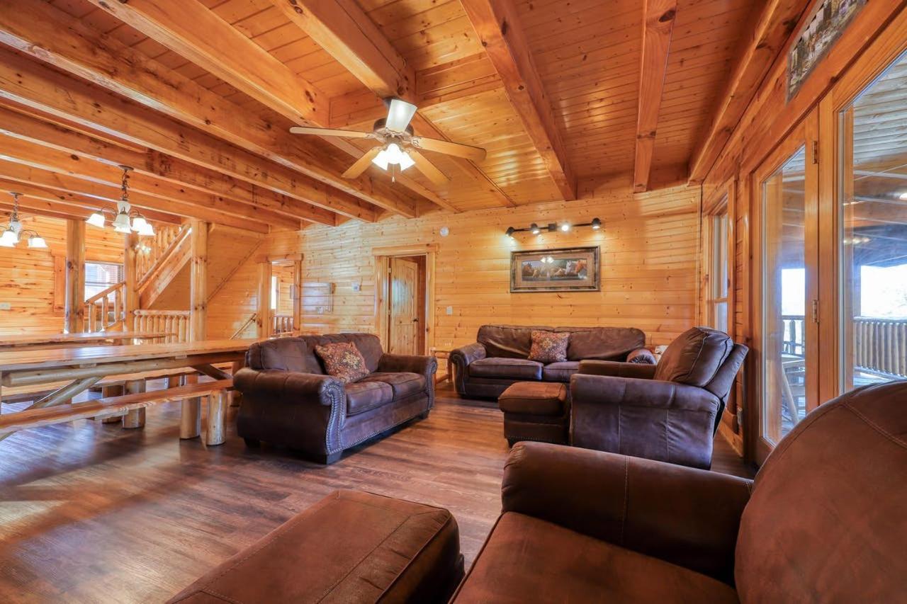 Black Bear Ridge Resort: Valhalla Manor By Dc Sevierville Bagian luar foto